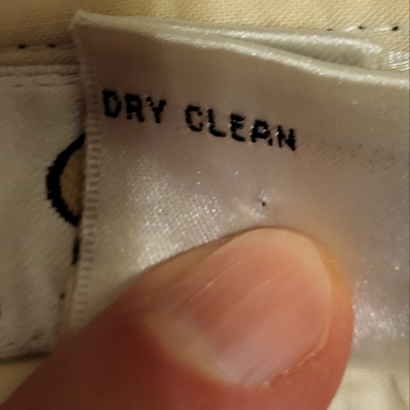 Women's Petites Talbot Cream and Black Geometric Pattern Pencil Skirt. Size 10. - Picture 6 of 8